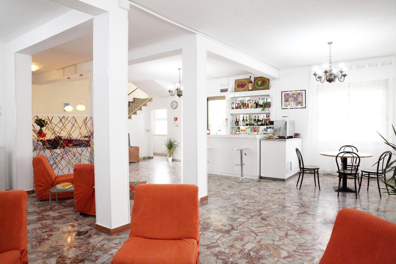 Hotel Lagomaggio ريميني المظهر الخارجي الصورة