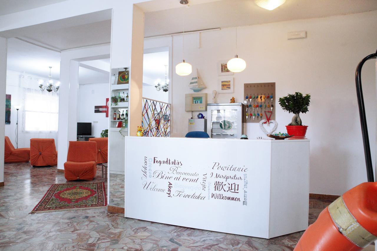 Hotel Lagomaggio ريميني المظهر الخارجي الصورة